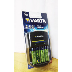 VARTA Plug Charger, Elem akkumulátor töltő + 4db 2100mAh AA, új állapot gyári csomagolásban