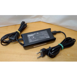 Ktec AHD1003A AC Adapter, 19V DC, 3.42A, 60W, töltő adapter Medion, Targa laptopokhoz